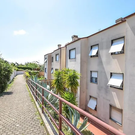 Holiday home Amazing In With Wifi And 1 Bedrooms *